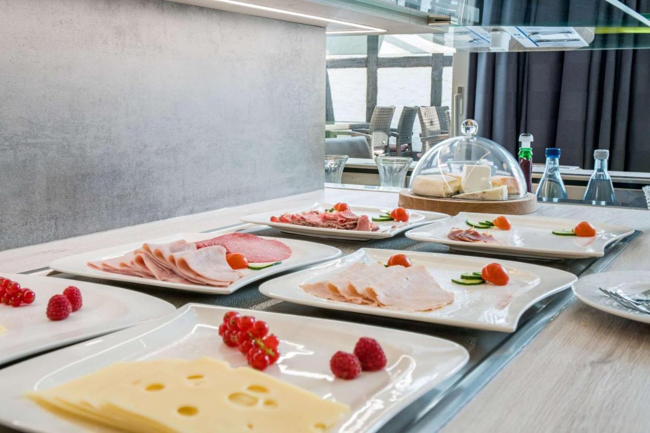 Western St. Michael Hotel 4*