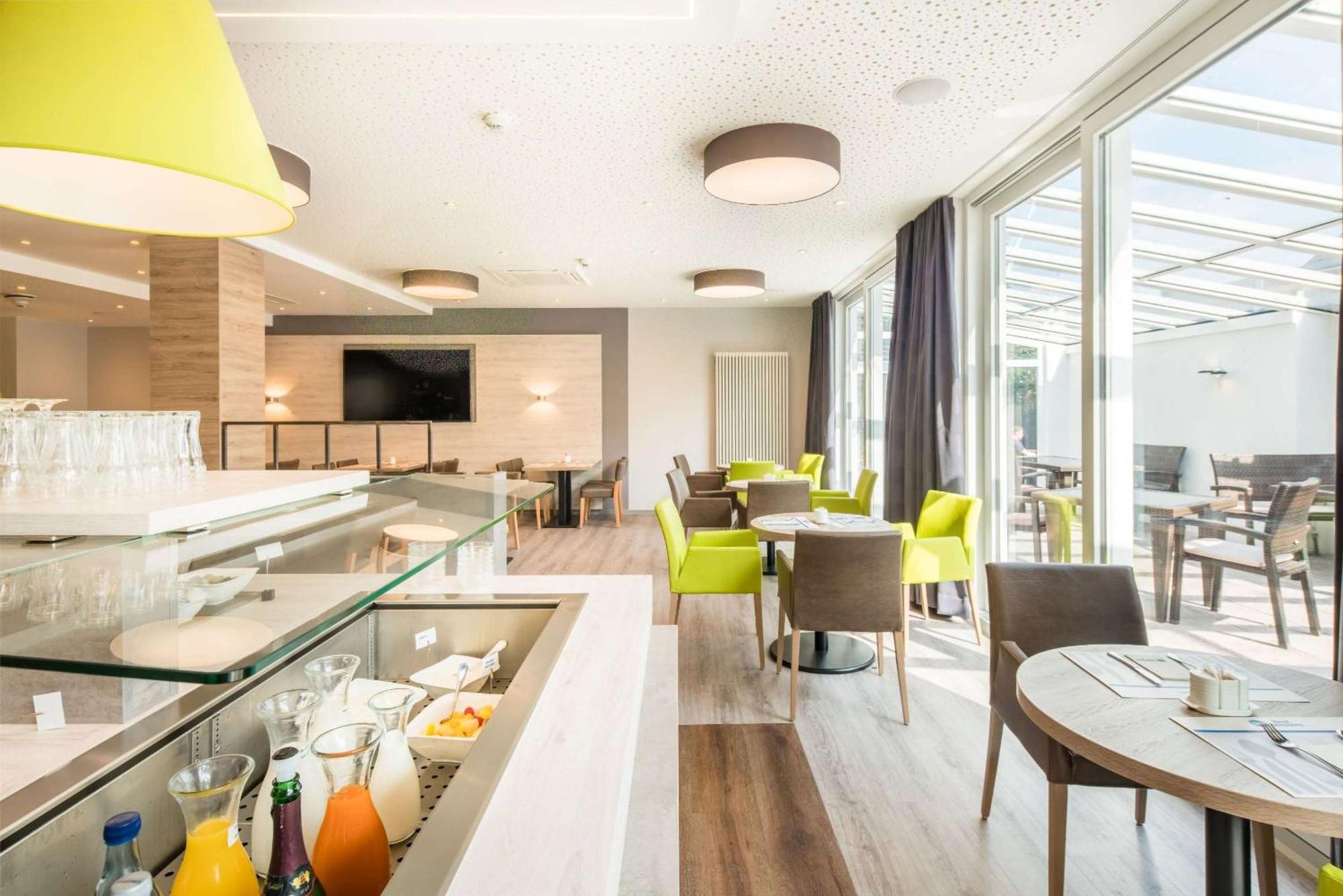 Hotel Western St. Michael 4*